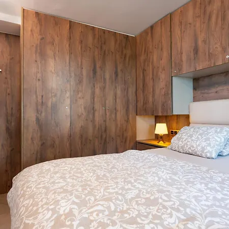 Casa Geir Apartment *
